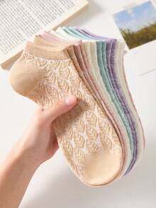 5 Pairs Women's Vintage Leaf Pattern Embossed Fashion Short Invisible Socks, Ankle Socks, Boat Socks, Breathable Soft Minimalist Socks, White Socks, Suitable For Daily Casual Wear, All Season Spring/Summer - Multicolor - View 1