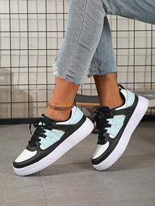 Chaussures de sport décontractées pour femmes, chaussures basses respirantes de couleur polyvalente, chaussures de skateboard, cadeau d'anniversaire, cadeau de vacances, tige confortable légère à lacets bout rond - Lune blanche et noire - Voir 8