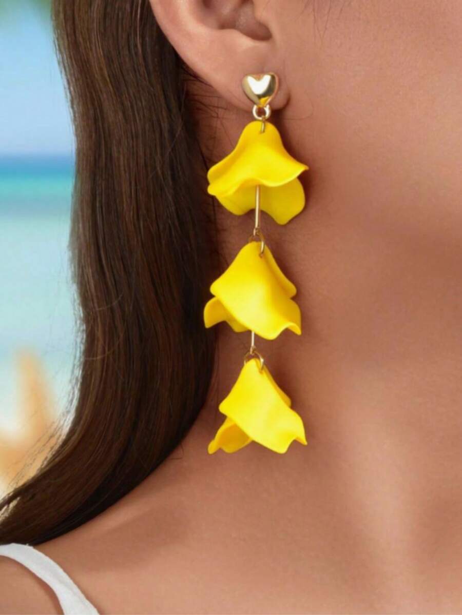 1 Pair European And American Style Pleated Acrylic Petal Long Tassel Ear Clips, Exaggerated Personalized, Elegant And High-End Earrings - Yellow - View 1