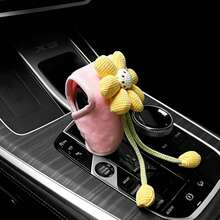Cute Knitted Flower Car Interior Gear Shift Cover, Soft Plush Car Gear Lever Protector, All-Season Universal, Women's And Girls' Car Interior Decoration Accessory - Multicolor - View 9