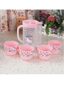 SANRIO 5件組水壺套組，包含1個冷水壺與4個可堆疊手柄杯，輕量塑料材質，防塵蓋保持飲品清潔，可堆疊設計節省收納空間，適用於居家廚房、辦公室與戶外野餐 - 彩色 - 查看 5