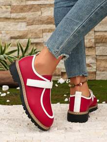 1 Pair Vintage Contrast Color Hook & Loop Loafers Women Spring/Autumn New Round Toe Versatile Casual Commute Leather Shoes - Red - View 5