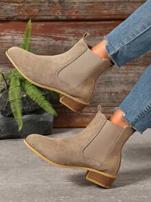1 Pair Women's Patchwork Crocodile Embossed Chelsea Ankle Boots, Autumn/Winter New Low Heel Soft Leather Slip-On Boots, Versatile Commuter Ankle Boots - Khaki - View 4