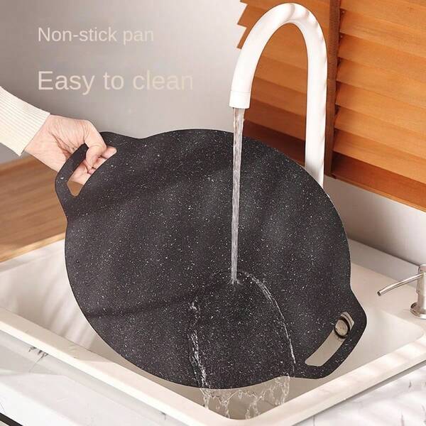 Double Handle Round Griddle Pan, Korean Style BBQ Iron Plate For Home And Outdoor Camping, Easy To Clean, Hollow Handles, Heat-Resistant, Round Flat Bottom, Suitable For Multiple People, Can Grill Steak, Pork Belly, Vegetables, Meatballs, Seafood, Suitable For Indoor Gas Stove BBQ, Family Gatherings, Korean Cuisine