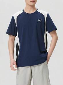 Skechers 男士高爾夫撞色插肩涼感速乾上衣圓領短袖T卹 - 藏蓝色 - 查看 1