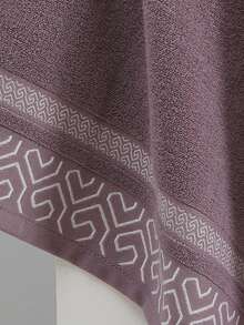 1PC Geometric Pattern Minimalist Bath Towel/4pcs Set Bath Towel Set - Soft & Comfortable Terry Material - Absorbent - Suitable For Bathroom, Home Decor, Gym, Vacation Travel, Holiday Gift, Home Decor Item - Purple - View 12