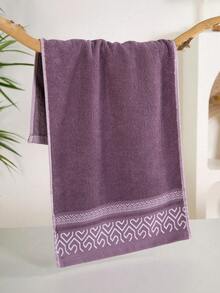 1PC Geometric Pattern Minimalist Bath Towel/4pcs Set Bath Towel Set - Soft & Comfortable Terry Material - Absorbent - Suitable For Bathroom, Home Decor, Gym, Vacation Travel, Holiday Gift, Home Decor Item - Purple - View 4