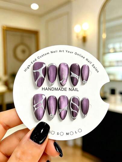 10 Peças Unhas Postiças Feitas à Mão, Formato Amêndoa Médio, Estilo Y2K Baddie, Efeito Olho de Gato Roxo Escuro com Camada Superior Fosca + Acentos de Linhas Pintadas à Mão Assimétricas & Gemas de Unhas, Design de Nicho Único para Meninas, Adequado para Traje de Halloween Baddie, Inclui Kit de Ferramentas
