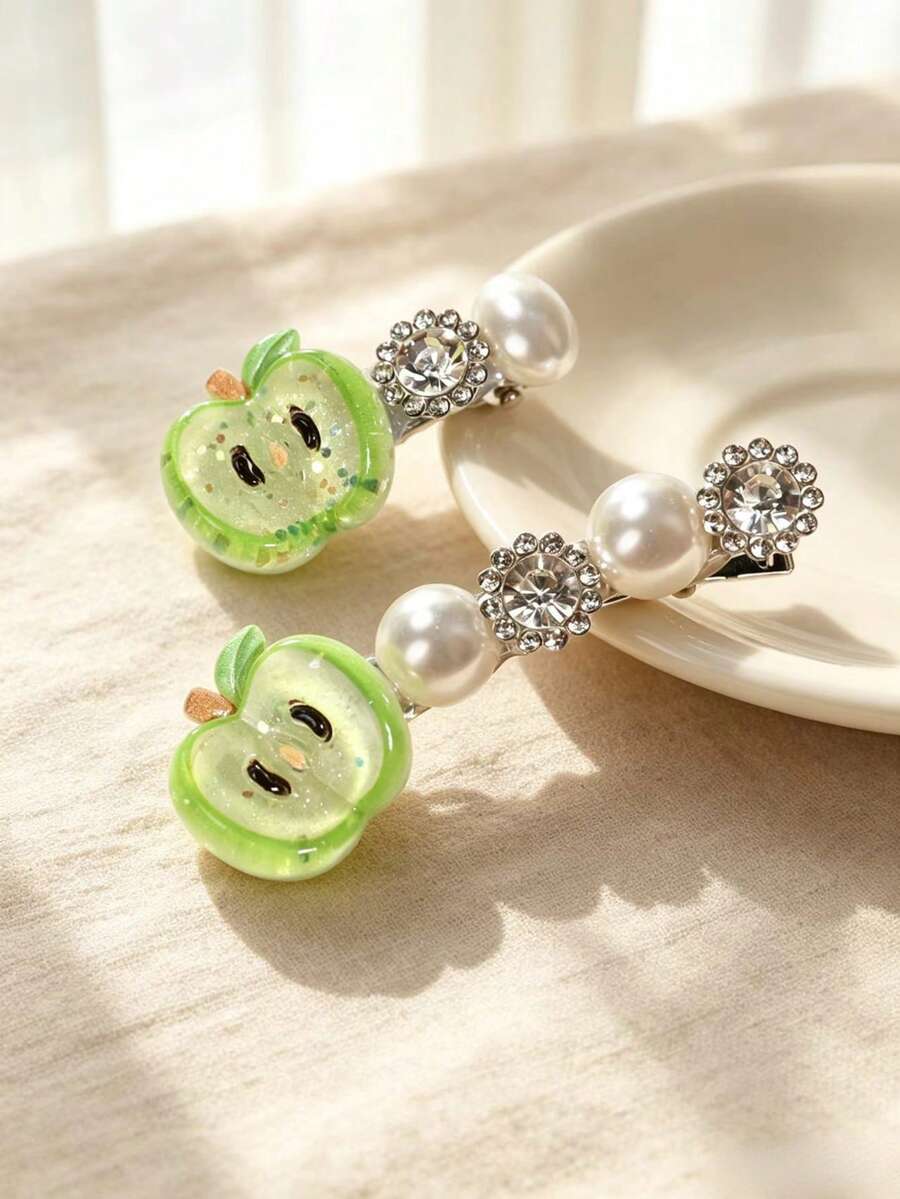 2 Peças Presilhas de Cabelo Criativas e Engraçadas para o Dia a Dia, Versáteis e Excêntricas, com Frutas, Strass e Pérolas para Franja Lateral - 26813 - Visão 1