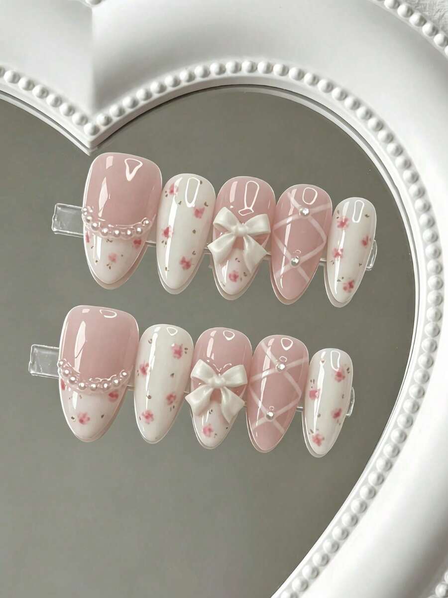 10片手工杏仁形全包式穿戴甲,中長款,粉色與白色櫻桃波點,柔美可愛甜美風,附3D櫻桃、波點與星星圖案,裸色貓眼與3D裝飾工藝,適合女孩畢業季、暑假、日常通勤、校園與可愛約會場合,附果凍膠與指甲锉 - 粉色 - 查看 1