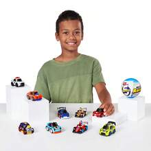 ZURU 5 Kapsul Misteri Make-A-Racer Kejutan, Mainan Mobil Balap Mini yang Dapat Dirakit dengan Stiker dan Slime, Kendaraan Koleksi Gaya Acak, Hadiah Ulang Tahun untuk Anak Usia 3+ (Gaya Acak) - MultiWarna - View 7