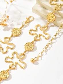 1pc Minimalist Gold Metal Hollow Flower Disc Linked Chain Waist Belt, Fashionable Sexy Geometric Hollow Body Chain, Suitable As Holiday Gift For Any Occasion - Gold - View 3