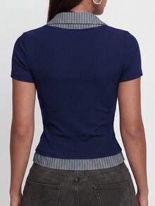 Top de manga corta 2 en 1 para mujer, diseño de tela acanalada con cuello cuadrado, patchwork acanalado y botones de una sola casual - azul real - Ver 4