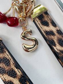 26 Letters To Choose From, Keychain Pendant, Creative Cherry Pendant, Leopard Print Pattern Key Strap, Car Keychain Pendant, Bag Decoration Pendant, Personalized Fashionable Key Matching. Key Accessories, Car Remote Control Decoration Pendant, Holiday Gift. - Letter - View 8