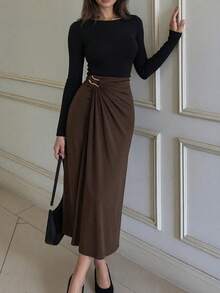 Women's Metal Buckle Pleated Elegant Midi Skirt For Office And Commute - Brown - View 2