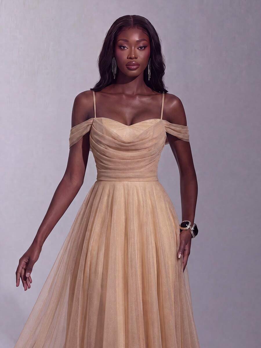 Elegant Cold Shoulder Spaghetti Strap Evening Gown With Ruched Bodice, Flowing A-Line Satin Skirt, Slimming Fit, Suitable For Photography And Formal Evening Events - Champagne - View 1