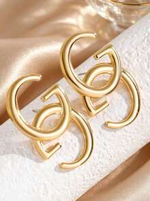 1 Pair Geometric Fashion Letter Stud Earrings Suitable For Daily Wear - Gold - View 3