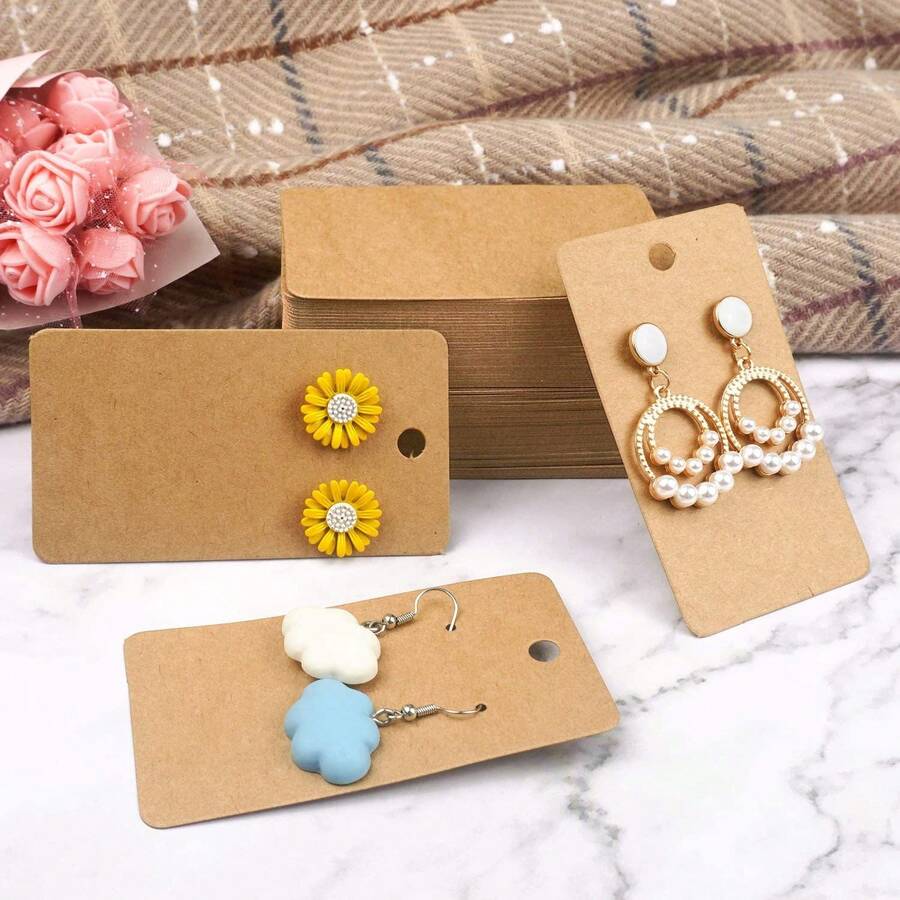 50 piezas Tarjetas de papel kraft para aretes 6*9cm Tarjetas para collares Tarjetas para joyas Tarjetas para aretes Tarjetas para collares y aretes de botón - Negro - Ver 1
