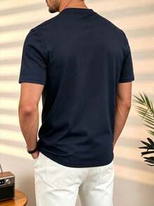 Camiseta casual de manga corta con cuello Henley para hombre, adecuada para uso diario y estilo casual de negocios - Azul Marino - Ver 5
