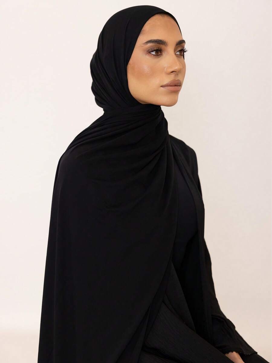 1 Pack Solid Instant Hijab, Soft Stretch Jersey One Piece Solid Color Muslim Head Scarf, Comfort Modest Head Wrap For Daily & Prayer - Black - View 1