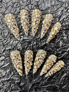 10片尖長款香檳色全水鑽手工穿戴甲，奢華閃耀3D水鑽裝飾人造指甲片，適合萬聖節派對、聚會、日常、職場、表演等多種場合 - 彩色 - 查看 2