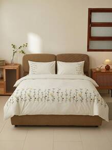 Cirelle 2/3 PiecesBedding Set, 100% Polyester, Embroidered Floral Pattern Duvet Cover Set. Includes 1 Duvet Cover + 1 Or 2 Pillowcases, No Inner Filling Included, Ideal For Bedroom & Bed Decoration. - White - View 1