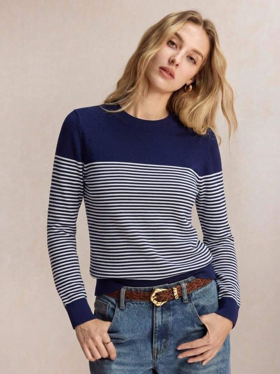 Navy Blue Patchwork Striped Crew Neck Knit Sweater, Minimalist Commuter Inner Layer, Segmented Color Block Design Adds Rich Layers, Fine Horizontal Stripe Texture Soft And To The Eye, Fitted Ribbed Hem Enhances Body Proportion - Navy Blue - View 1