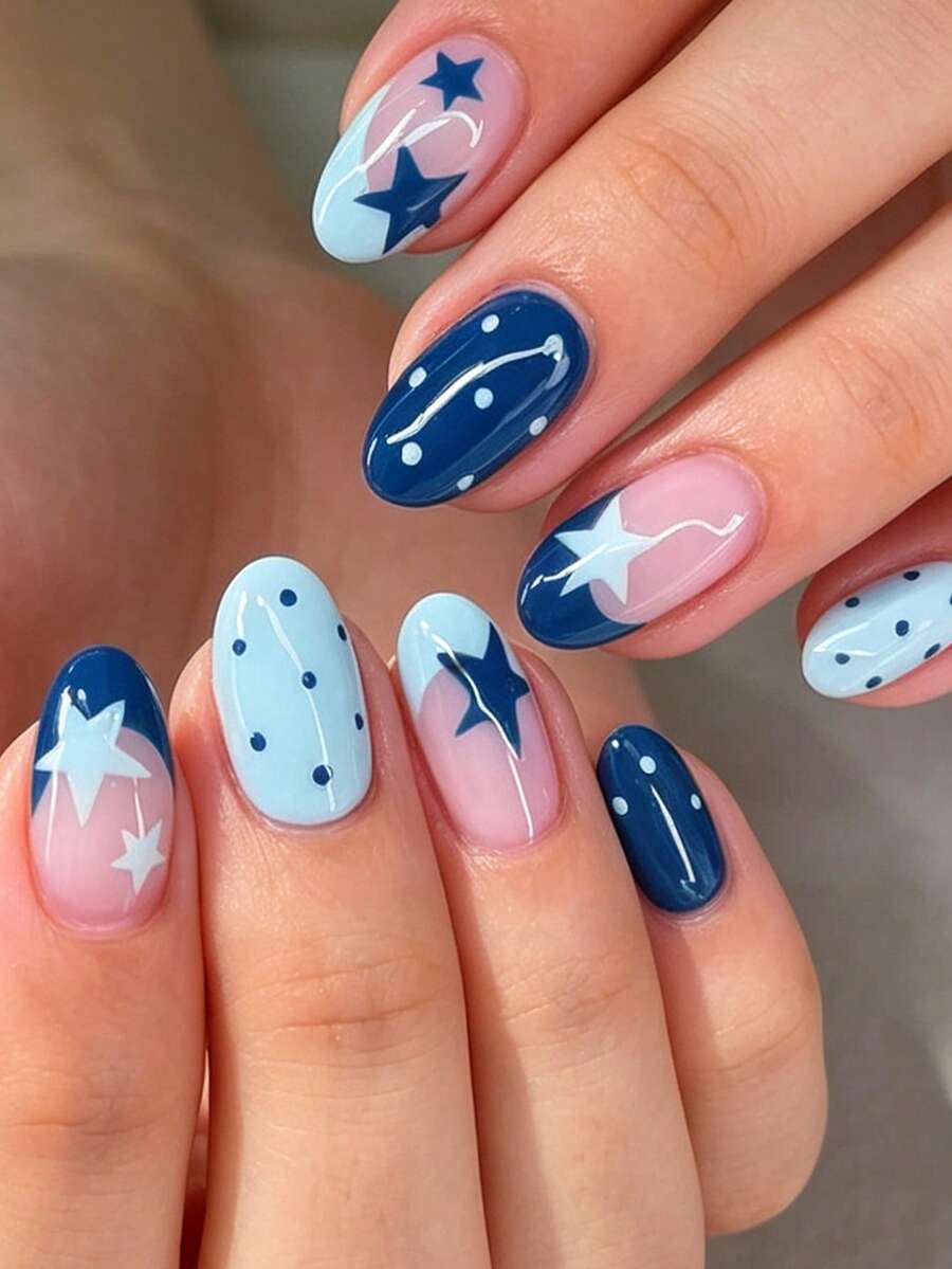 Show Your Beauty 24片裝橢圓形經典優雅天藍色波點海軍藍星條紋法式亮面亮白色顯白假指甲 時尚百搭可穿戴美甲 適合約會派對 春夏秋冬 女士與女孩日常配戴 可拆卸式壓貼美甲套組 附果凍膠與指甲锉 易佩戴耐用 果凍膠隨機發貨 - 藍色 - 查看 1