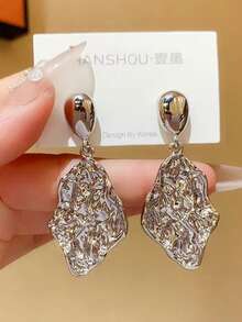 1 Pair Metal Geometric Pleated Drop Earrings, New Minimalist Design, High-End Niche Fashion Earrings For Women, Suitable For Daily Wear And Party - Multicolor - View 8