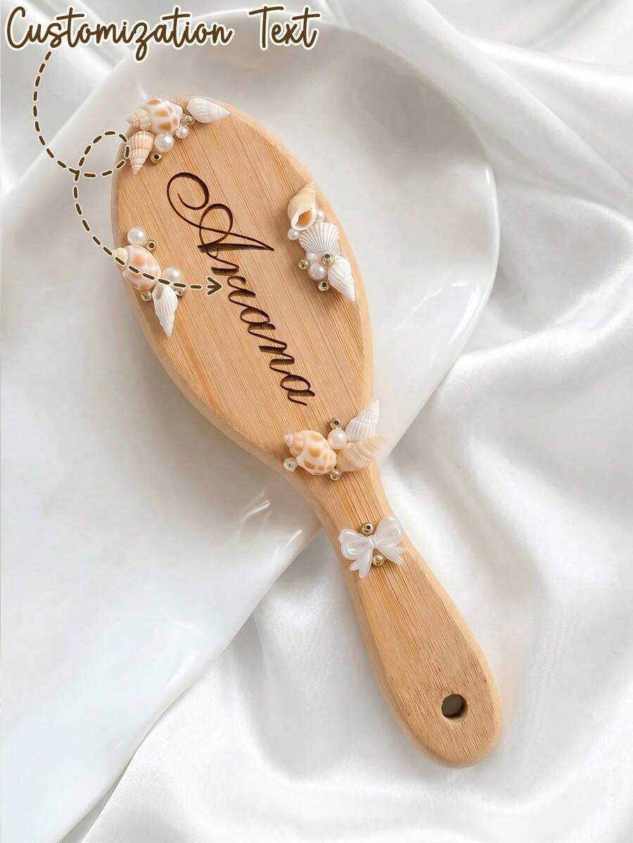 1 buah Sisir Ukir Laser Kustom, Sisir Elegan Ukir Laser Gaya Laut dengan Hiasan Mutiara dan Pita Cangkang, Sisir Rambut Kustom dengan Nama yang Dipersonalisasi, Sisir Rambut dengan Dekorasi Pita Cangkang Mutiara Mengkilap, Hadiah Pengiring Pengantin Unik, Hadiah Ulang Tahun Pernikahan, Aksesori Rambut Wanita (Warna dan Ukuran Cangkang Acak) - MultiWarna - View 1
