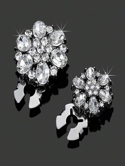 1/2/4pcs Elegant Crystal Rhinestone And Faux Pearl Buttons, Detachable Snap, Suitable For Clothing, Dresses, Suits, Shirts And Other Accessories Crystal Fashion Buttons, With Clip-On Half-Piece Shirt Button, Seamless Shirt Decoration, Elegant Metal Floral Collar Clip, Shirts, Suits, Dresses, Fashion Accessories, Gifts These Floral Cufflinks Exude A Delicate And Sophisticated Atmosphere. Shirt Buttons Are The Ideal Luxury Accessory For Women's Gatherings, The Perfect Gift For Women, And The Ideal Choice For Daily And Holiday Parties.