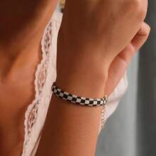 1pc Fashionable Exquisite Vintage Personalized Black And White Checkerboard Design Bracelet Suitable For Women's Daily Wear - Black and White - View 2