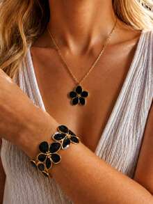 VceTd 1 Set Naturalist Style Colorful Enamel Plumeria Shaped Stainless Steel Women's Jewelry Set Suitable For Women To Wear At Engagement Or Wedding - Yellow Gold - View 5