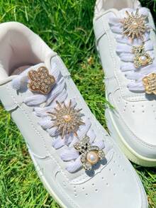 6pcs Gold Rhinestone Bear DIY Shoelace Decoration Five-Petal Flower, Detachable Sun Design Suitable For White Sneakers, Boots, Duxun Shoes, Flat Shoes And More, Holiday Gift - Gold - View 12