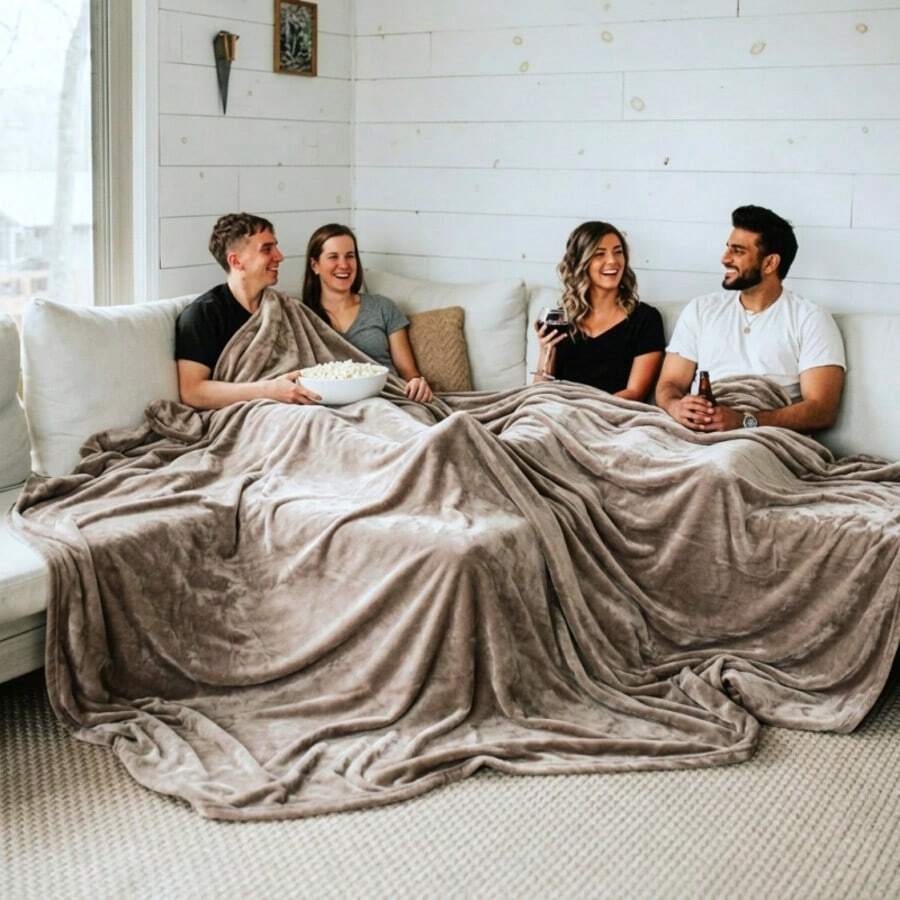 400GSM Extra Wide Flannel Fleece Blanket, All Season Super Soft Cozy Large Throw Blanket For Sofa Couch Bed, Oversized Warm Lightweight Blanket For Family Movie Night