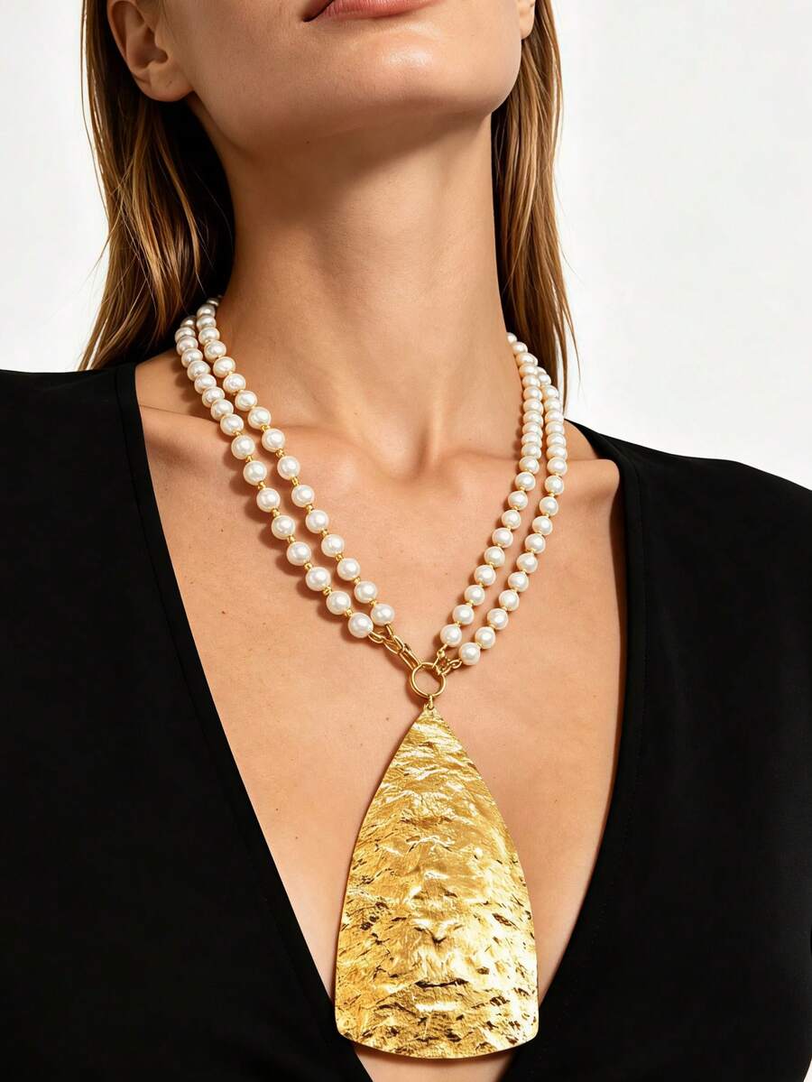 1pc Women's Vintage European & American Style Double Layer Cream Faux Pearl Y-Shaped Long Necklace, Gold Handmade Hammered Textured Large Water Drop Pendant Collarbone Necklace, Suitable For Party, Banquet, Vacation Party - Golden Yellow+White - View 1