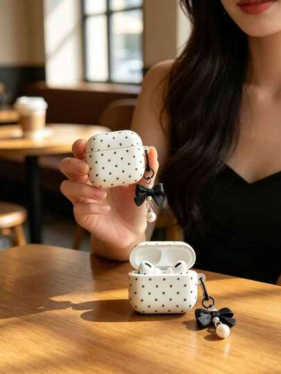 1pc Beige + Brown Small Polka Dot Air Pods4 Smooth Full Print Earphone Case + Matching Bow + Small Pearl Pendant, Compatible With Air Pods1/2/3/Pro/Pro 2nd Protective Cover.