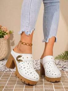636 White