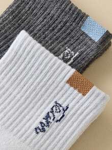 1/5 Pairs Fashion Versatile Comfortable Soft Anti-Slip Durable Mesh Letter Mid-Calf Socks For Men, Suitable For Daily Wear, Sports And More - Multicolor - View 6