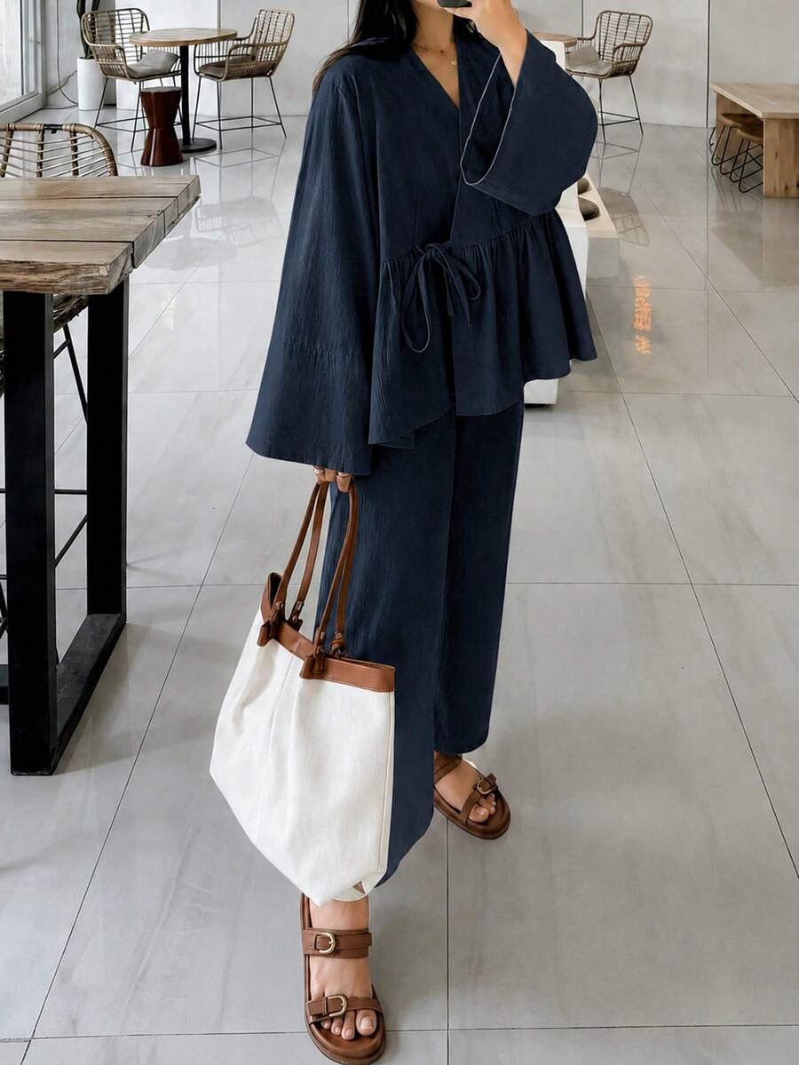 女款休閒寬鬆兩件套 V領長袖上衣與寬腿長褲時尚套裝 春夏節慶服飾 秋季