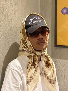 1件裝男士印花緞面方巾，90cm多功能頭巾/圍巾，口袋巾，防曬頭飾，手腕方巾，四季皆宜 - 米色 - 查看 2