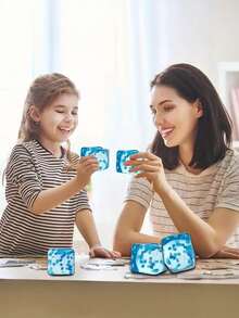 1 pieza Pelota antiestrés cubo de hielo con copos de nieve en el interior para relajarte y estar tranquilo, premios para el aula, calma a niños y adultos, juguete sensorial de goma de rebote lento - Regalo de Halloween/Navidad, Taba Squisy, juguetes para rellenar bolsas de fiesta, las bolsas de embalaje son aleatorias - Multicolor - Ver 3