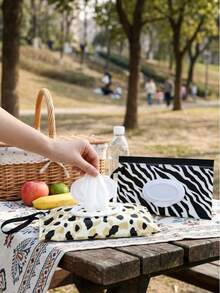 2/1pc Portable Wet Wipe Storage, Printed Pattern Tissue Box, Reusable Wet Wipe Bag, Suitable For Kitchen, Bedroom, Bathroom Or Living Room Storage And Decoration, Perfect For Holiday Family Gatherings And Daily Table Setting. Back To School, Halloween, Christmas Gifts - Multicolor - View 9