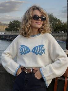 Women's Round Neck Long Sleeve Blue & White Contrast Color Double Fish Pattern Pullover Sweater, Loose Slouchy Autumn/Winter Versatile Slimming Top - Beige - View 5