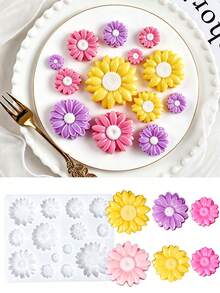 3D Flower Keychain Silicone Mold, DIY Creative Flower UV Epoxy Resin Casting Mold, Candle Mold, Gift For Women, Friend Gift, Home Decor - White - View 1
