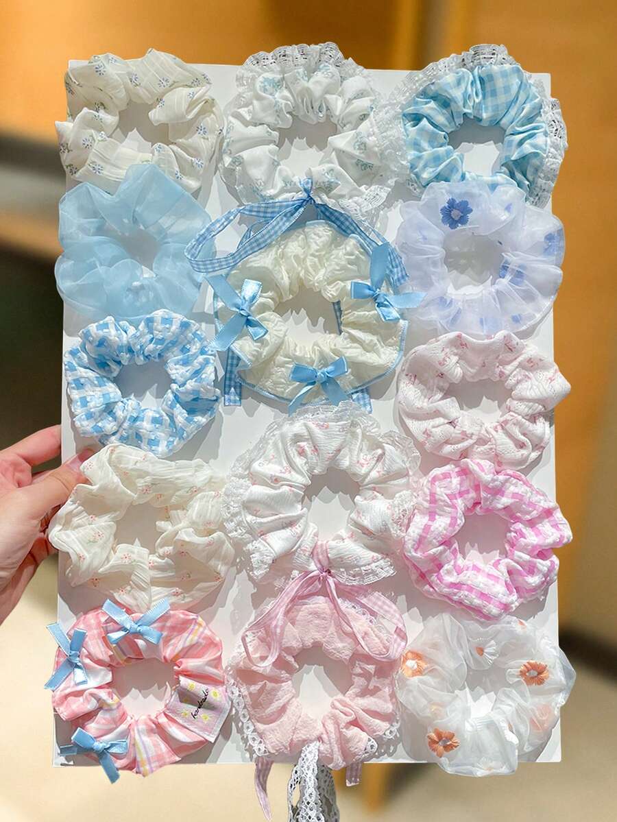 14/7pcs Women's Floral Print Lace Trim Scrunchies, Pink Hair Ties, Blue Hair Ties, Bow Ribbon Hair Ties, High Elasticity, Sweet And Cute Style, Suitable For Daily Hairstyles, Women's Hair Accessories. Perfect For Casual Wear, Shopping, Campus, Dating, Party, Travel And Vacation. Great For Photo Atmosphere.