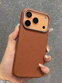 1 buah Casing Ponsel Mewah Asli Rajutan Kulit dengan Nuansa Kulit Asli, Kancing Logam, Bingkai Berlapis Elektroplating, Kompatibel dengan iPhone 18 17 Pro Max 17 Pro Air 16 15 14 13 12 11 Pro Max Plus Slim Fit - Coklat - View 3