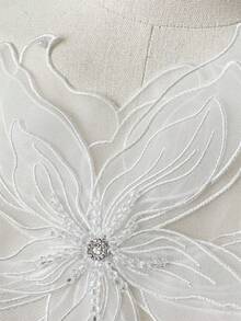 1pc Women White Sheer Organza Flower Applique Patch With Embroidered Edge, 3D Floral Sew On Patch For Dress DIY Decoration - White - View 4