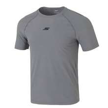 Skechers Camiseta deportiva de manga ranglán para hombre con estampado pequeño, tejido refrescante de secado rápido y cuello redondo - Gris - Ver 8