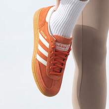 Adidas Originals HANDBALL SPEZIAL Comfortable Versatile Mid-Top Sneakers Unisex - Brick Red - View 4